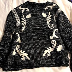 Lucky Brand lightweight embroidered sweater- XL